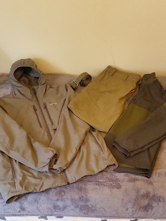 Patagonia Other - Patagonia R1 Field Fleece Field Pant Tough Puff Hoody Mens Large Bundle
